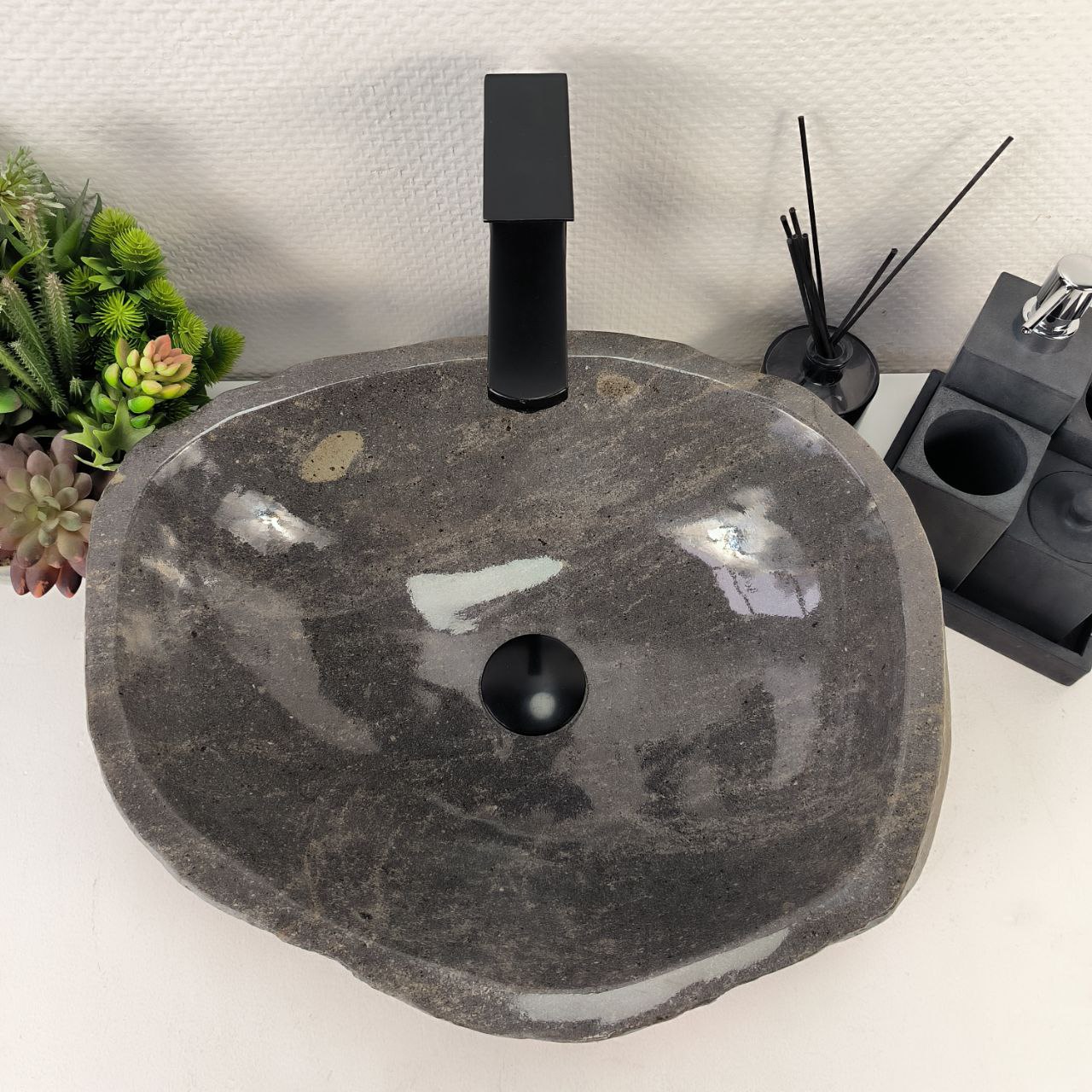 gzpdatuzlbtaqxinu30wayz5wad8bi3n