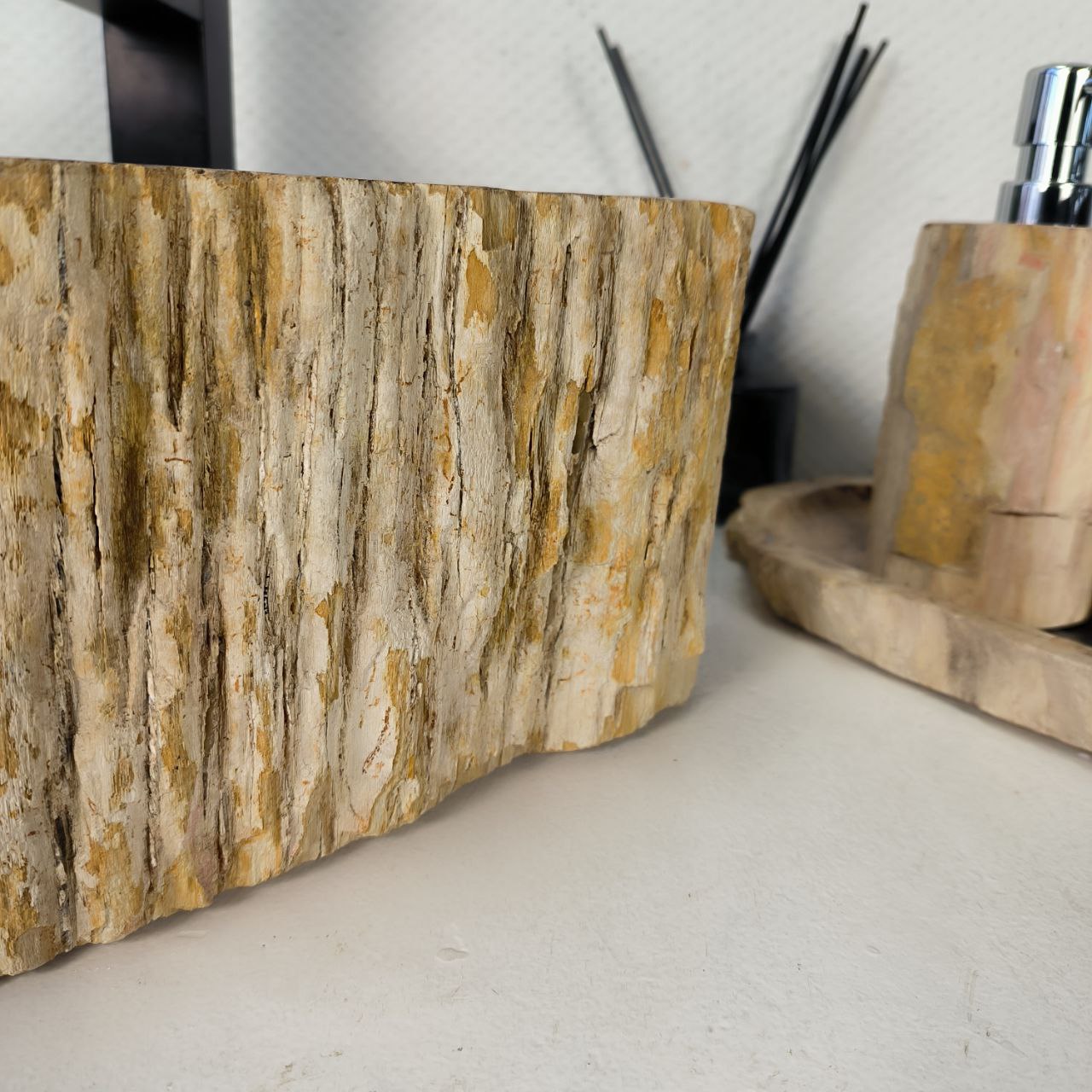 18kmhyhedcfa3hb4evki6vh0l0mx9qmt