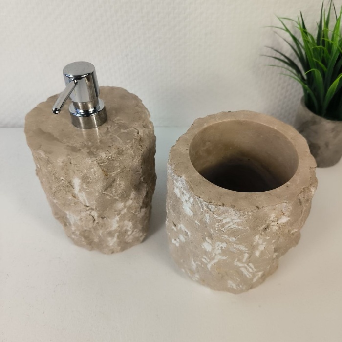 photo_2024-04-24_09-50-20