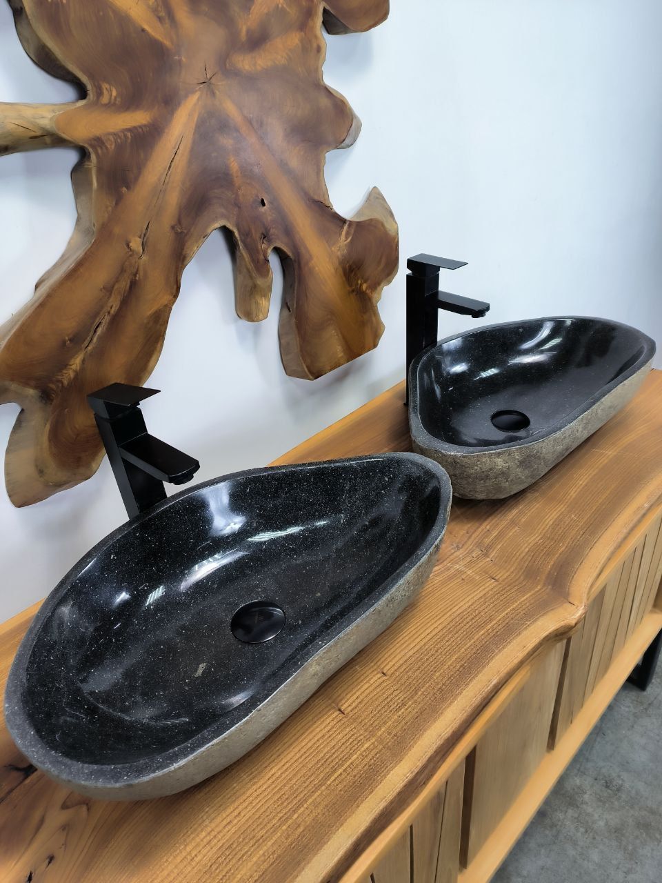 Раковина из речного камня ПАРА! RS-66404 56х33х14 из натурального камня