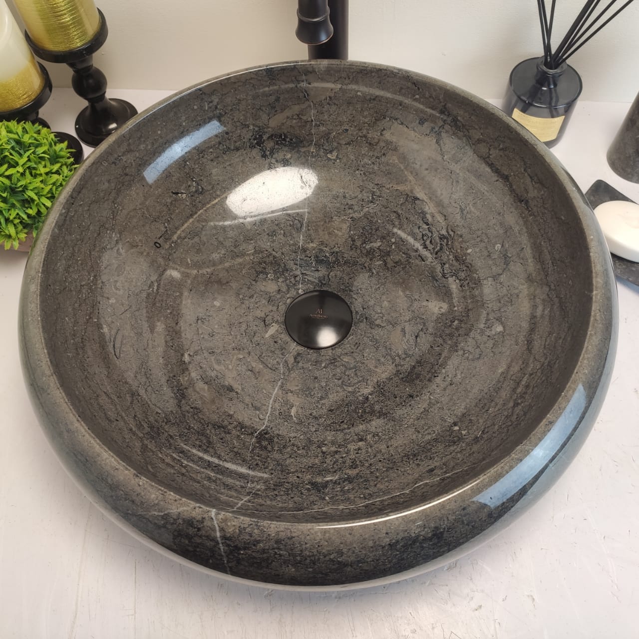 uv9biuwt4rfrh5z013u1l37j1a9b77zy