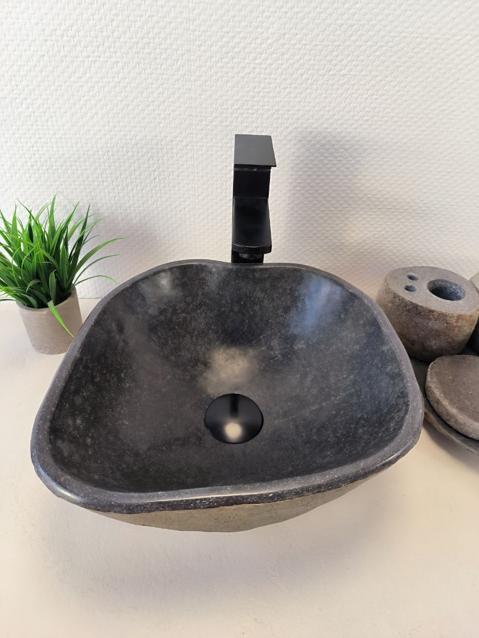 Раковина из речного камня RS-65978 34х34х15 из натурального камня