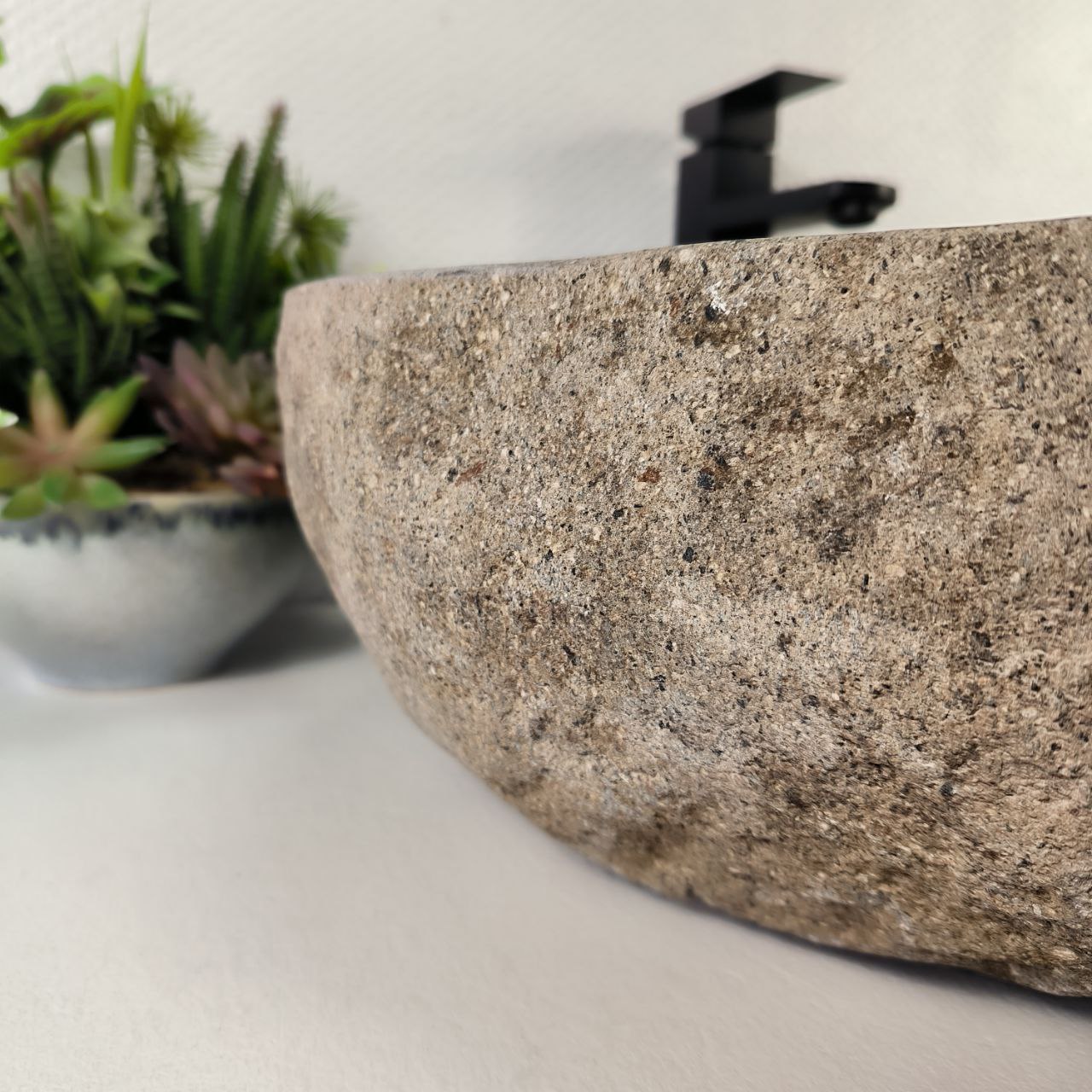 photo_2024-05-03_15-22-58