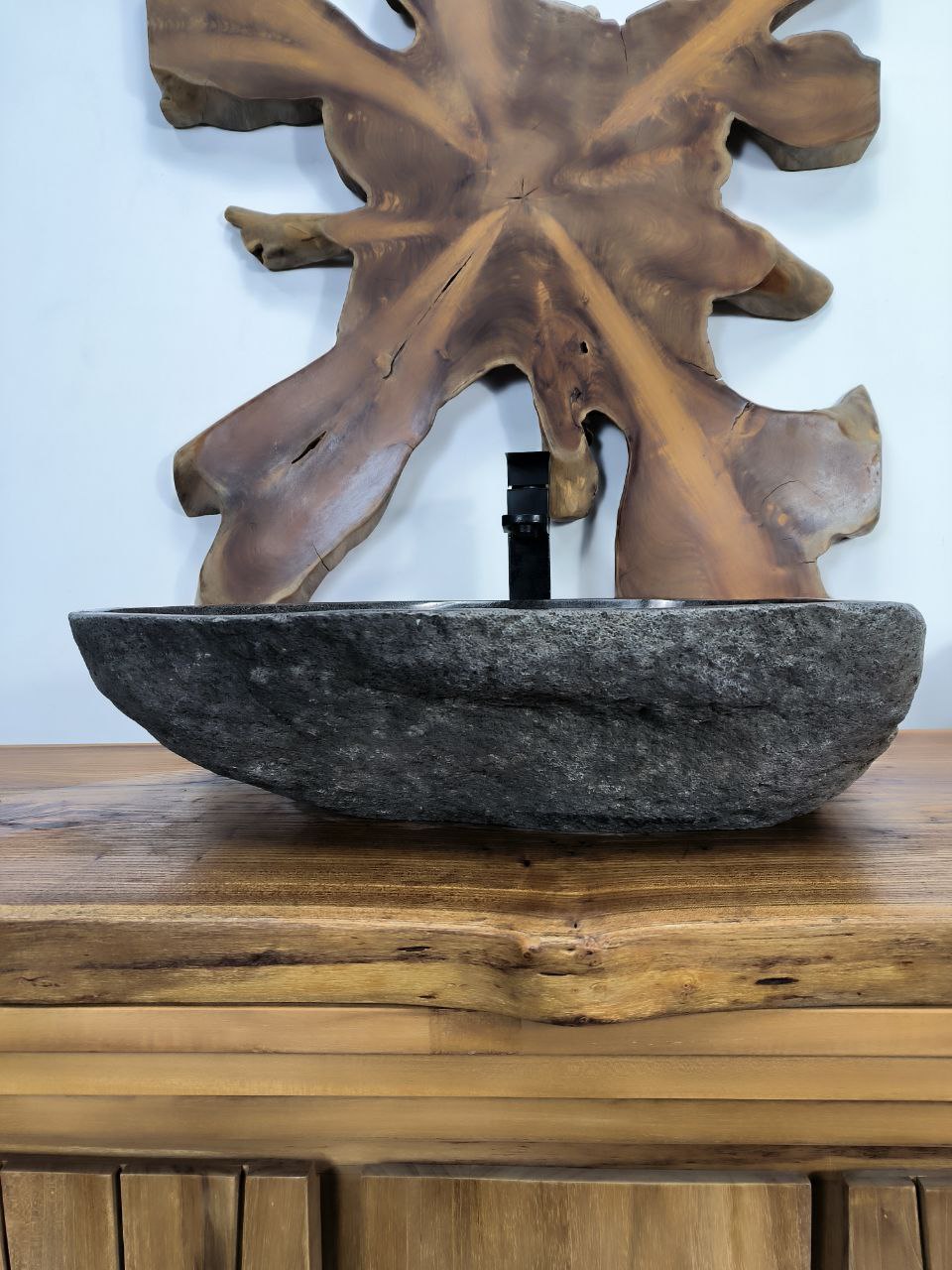 0b8153a5-80e8-4f8f-b70a-6b862ebc3d00