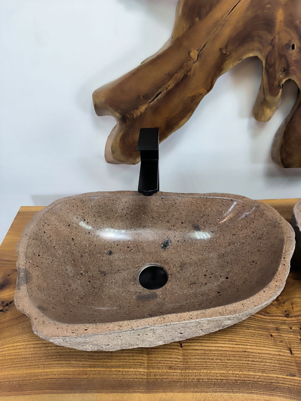 Раковина из речного камня ПАРА! RS-66551 57x36x15 натурального камня