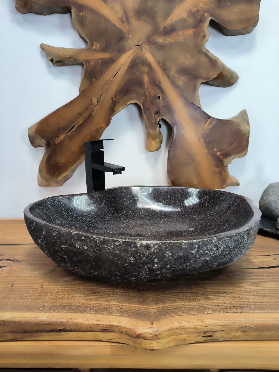 Раковина из речного камня RS-66428 56х40х15 из натурального камня