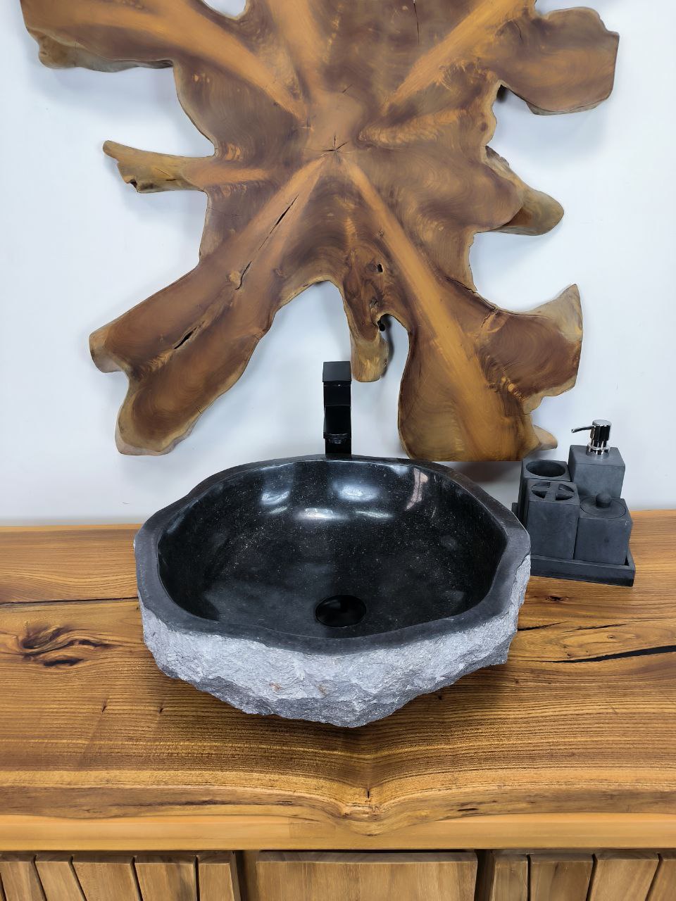 5a29369d-4dd3-4044-8ef5-5b41d21d8dd4