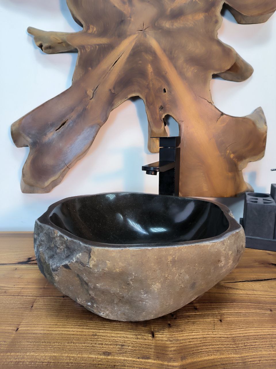 9f275c0e-5ff6-4556-be0a-15b3a5fc35bf