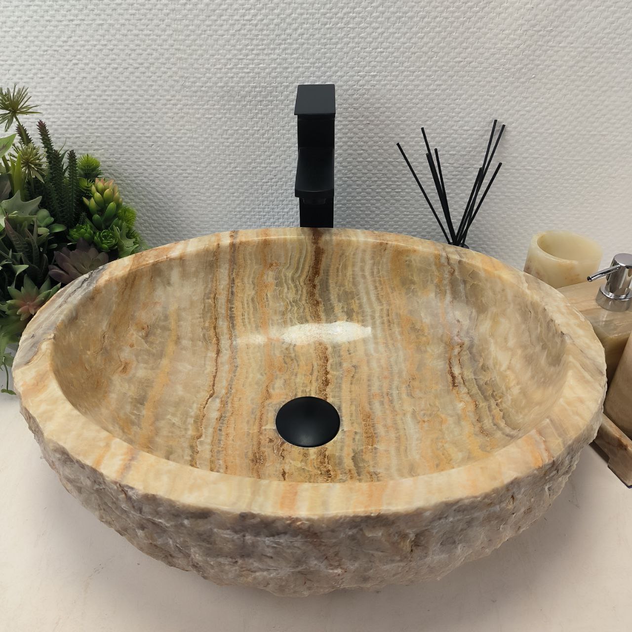 3gcymqrxxy6shw2vgz8doe8fa9e4121i