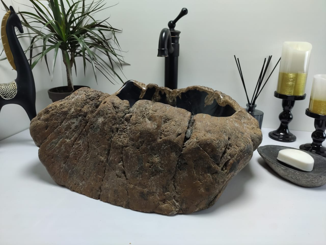 8929ba1d9355092ec0ad0bcff54e91f3