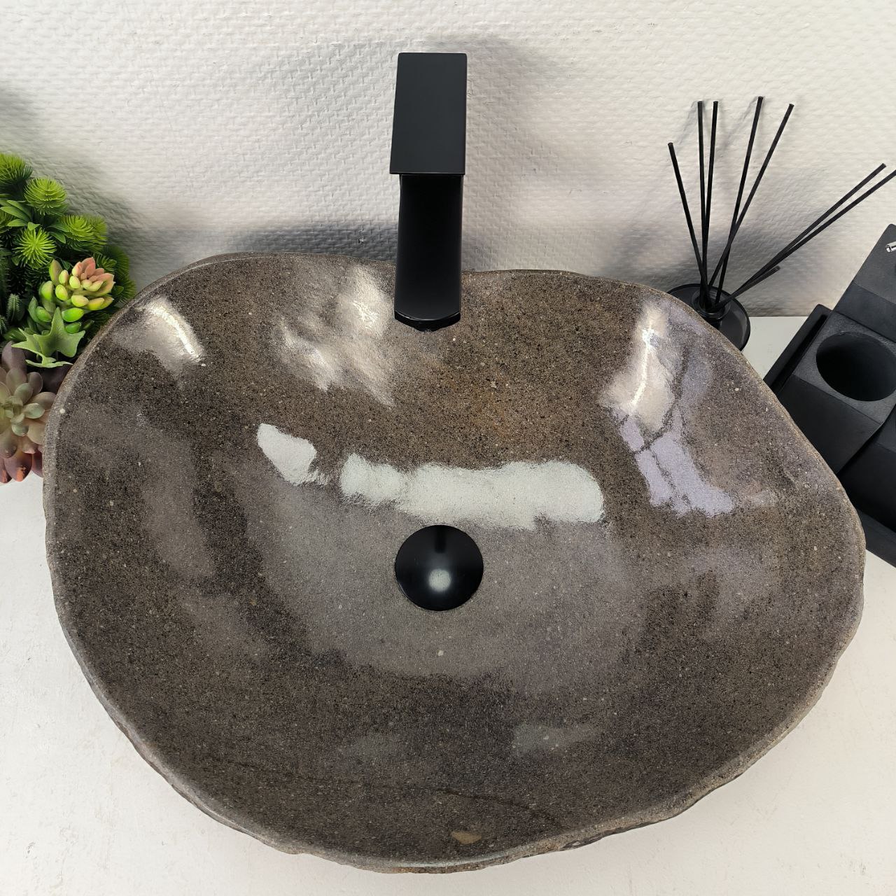 x9b22ywrzgyi4cvjhb3o8csvxuxjkyom