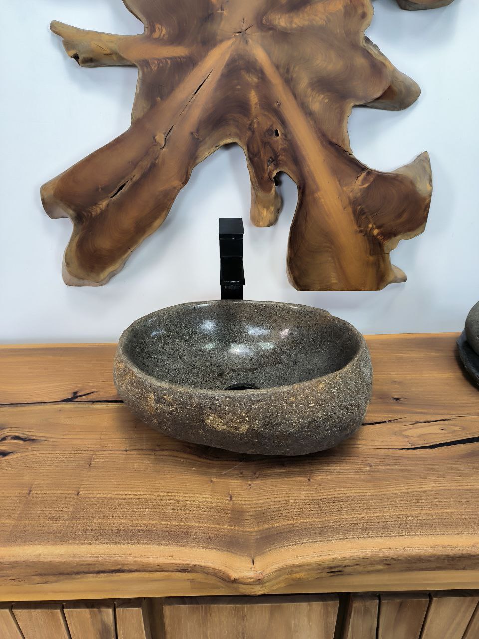 9b9d0b2e-2216-4512-b406-1175ccff2082