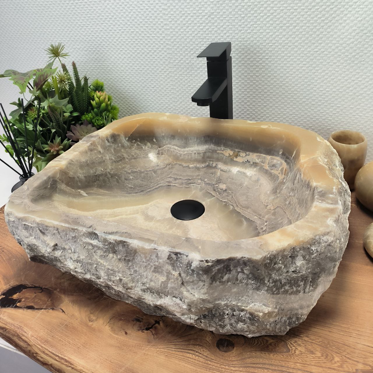 751fcdugkv7497jqause9pvw01vzu81x