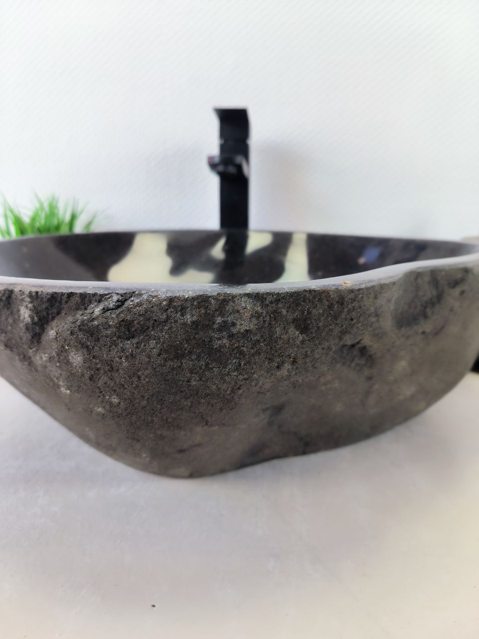 Раковина из речного камня RS-66207 51х47х15 из натурального камня