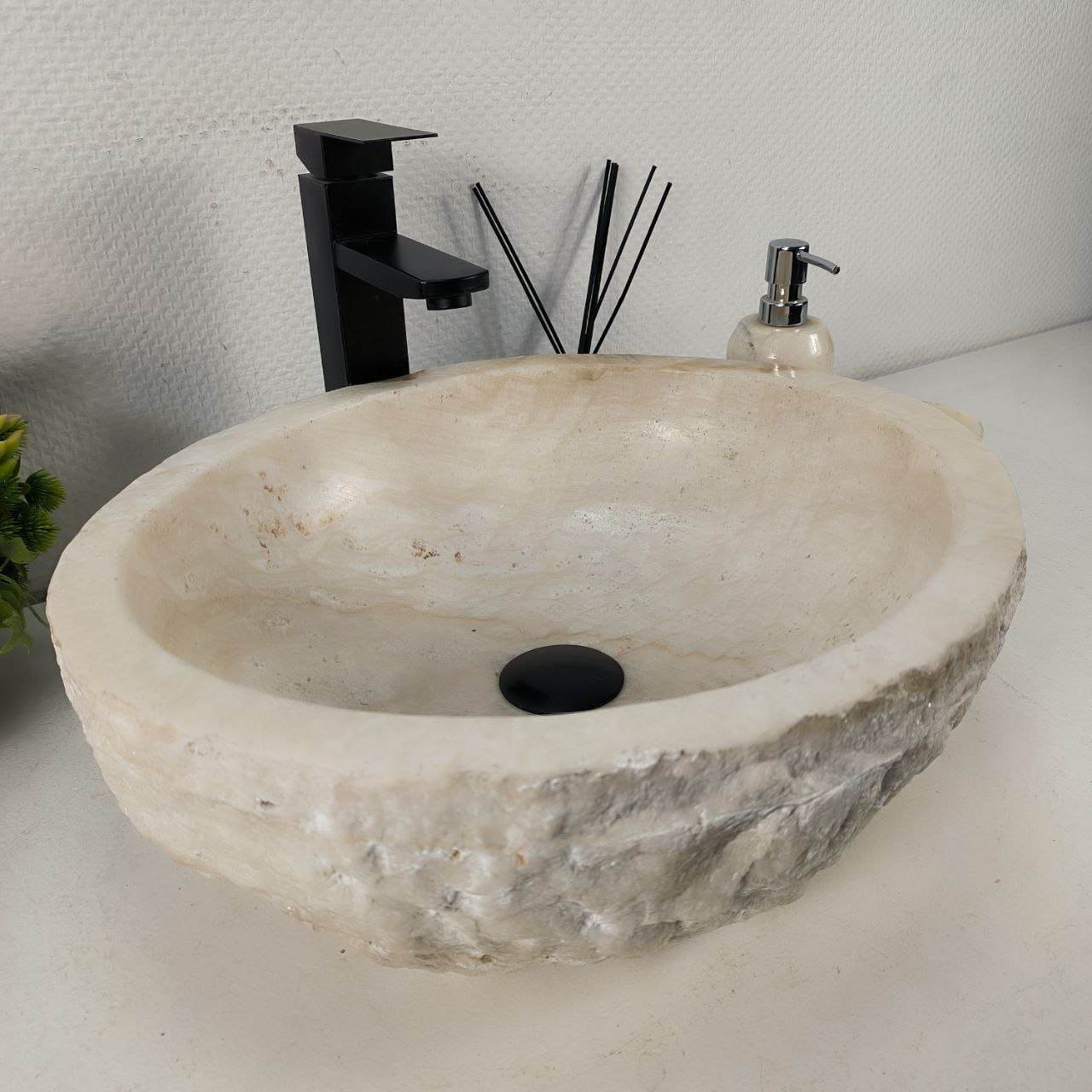 wi43rnzs9n4pyszob5skltuz4e3lw5c6