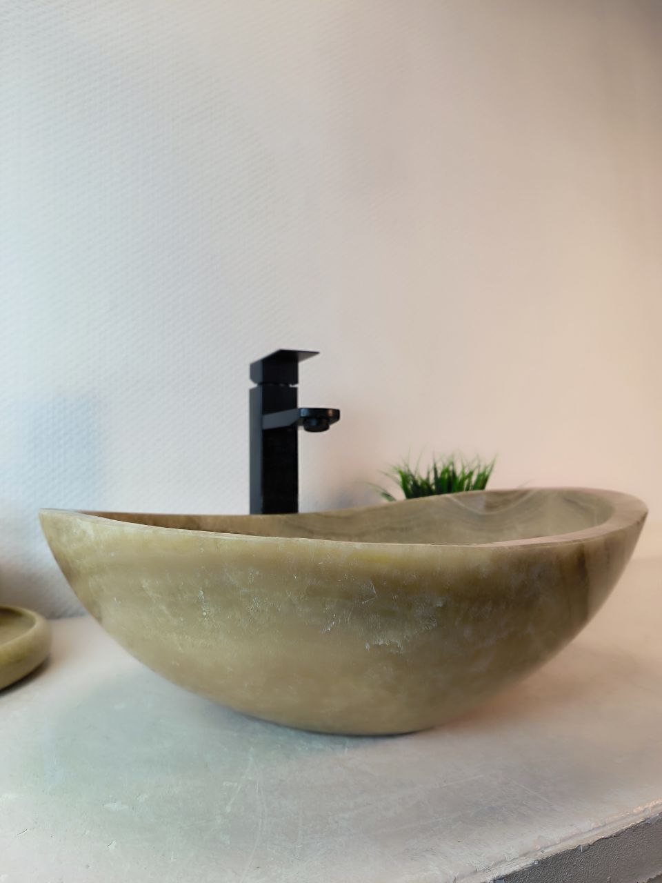 8ca0d4ee-0711-4185-8209-10d902aab132