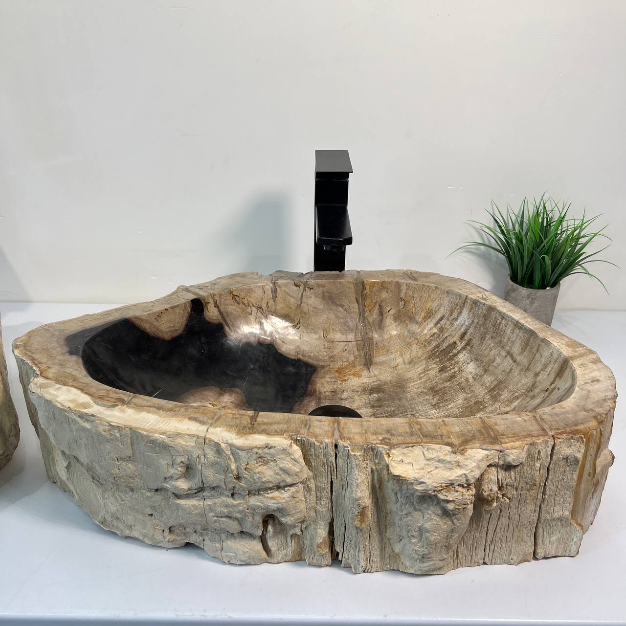 Раковина из окаменелого дерева ПАРА! OD-66880 60*36*15 из натурального камня