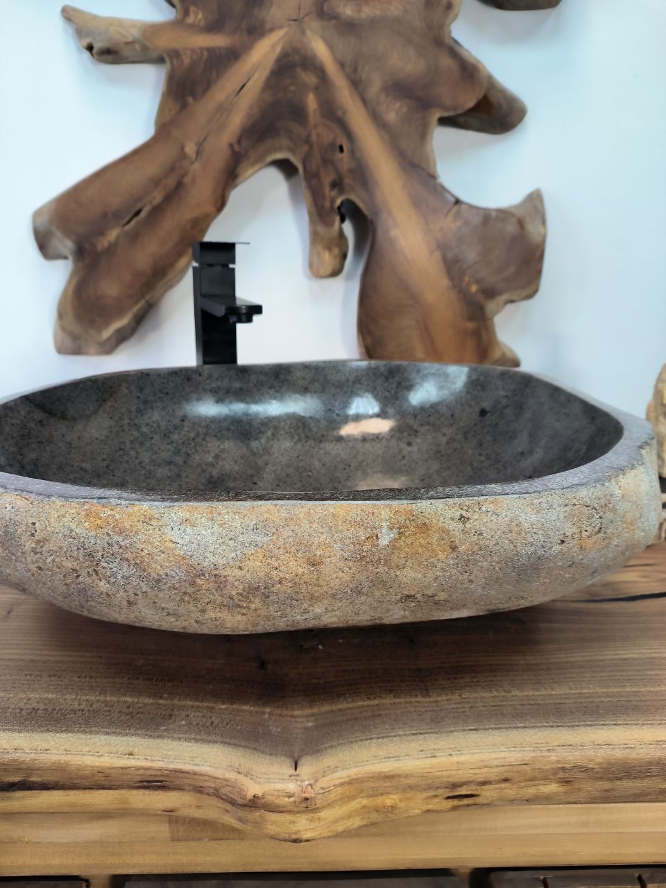 Раковина из речного камня RS-65896 54х49х15 из натурального камня