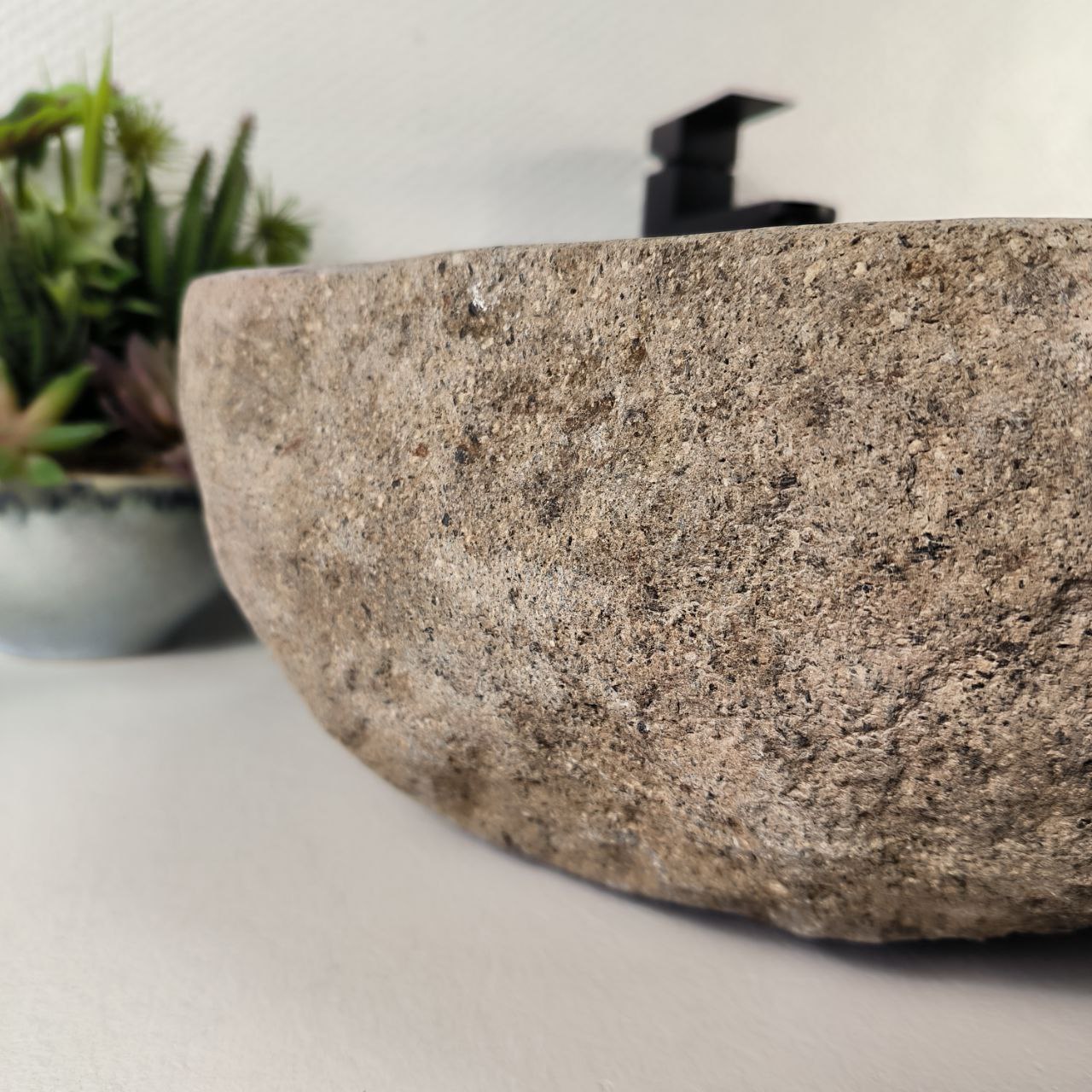 photo_2024-05-03_15-22-59