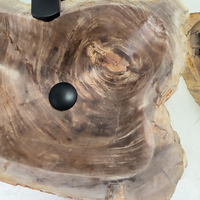 qgk50iaad27v5ik8x9esa3l65svxg5f7