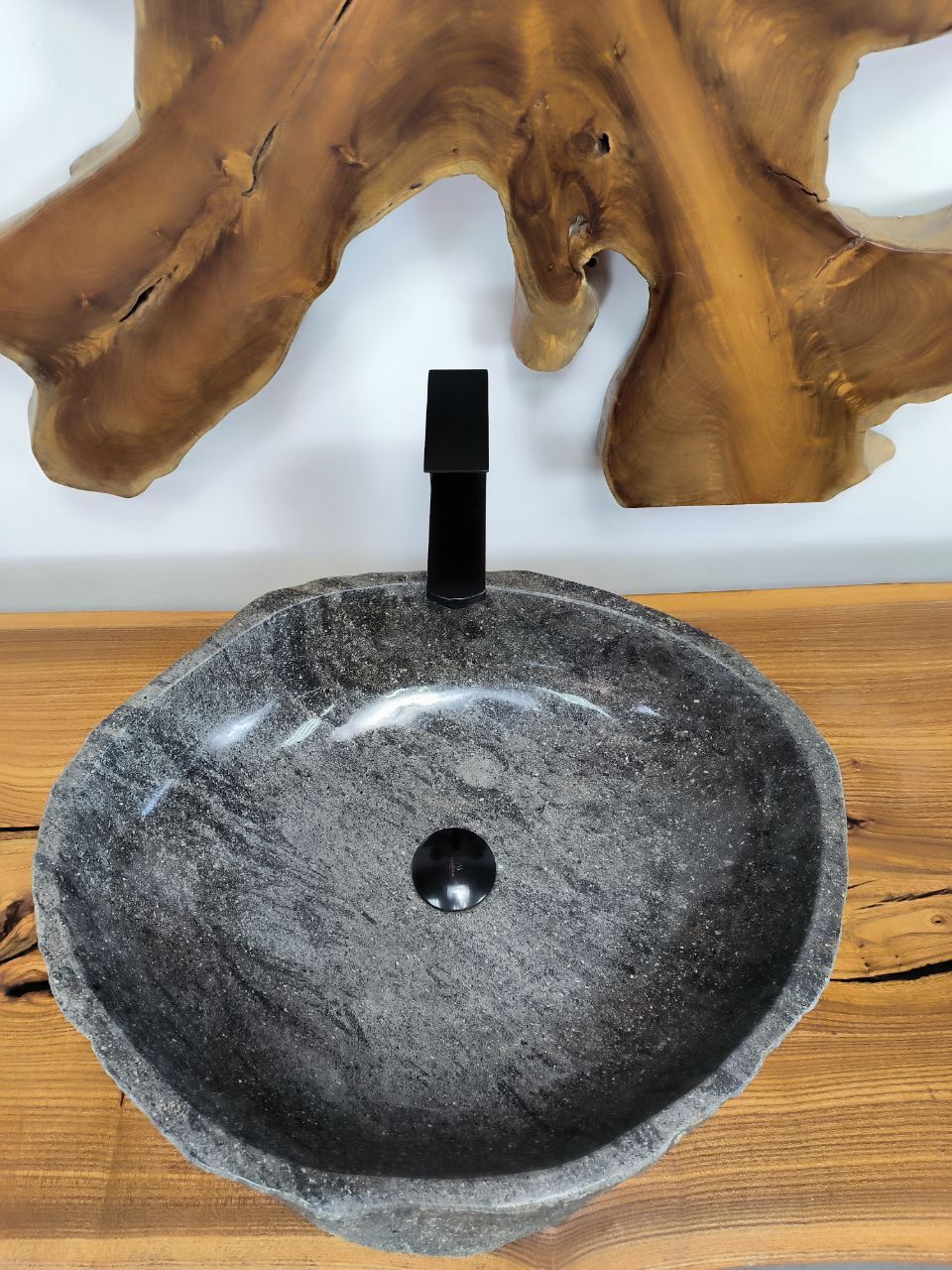 Раковина из речного камня RS-66536 54х44х15 из натурального камня