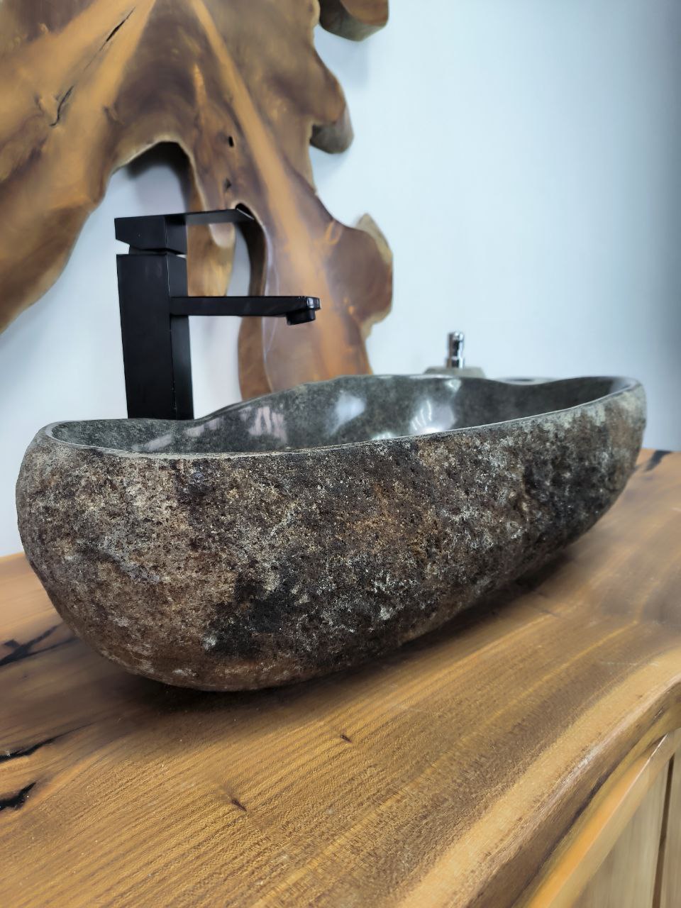 2babec80-5eaa-4dbd-aa33-f7b83e5cc4f4