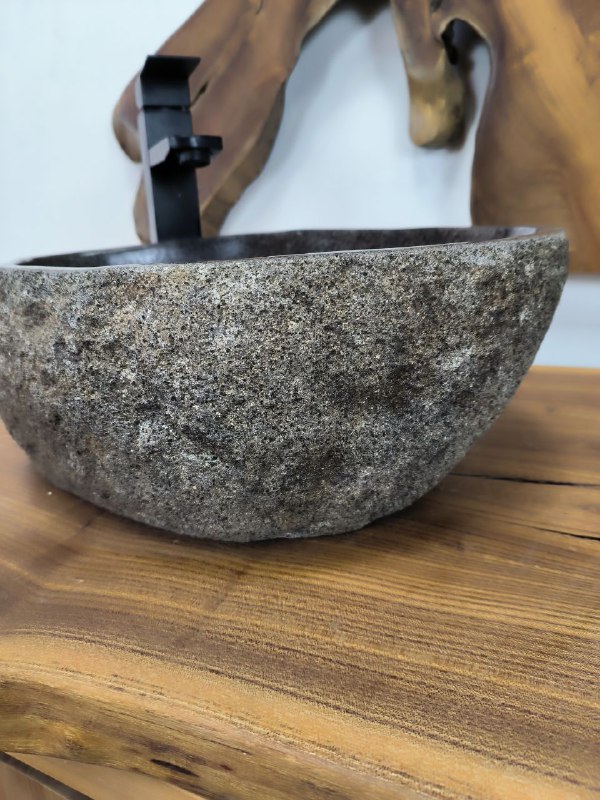 2a784676-4fe5-4362-a7f7-990328db55f5