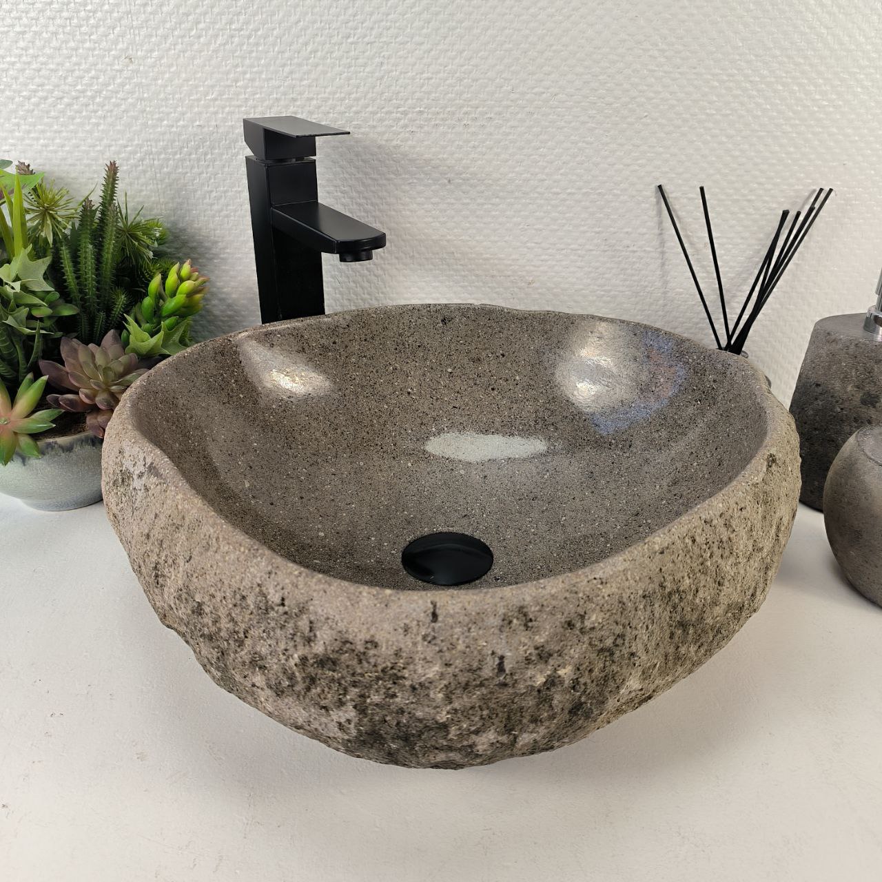 photo_2024-05-04_09-31-25