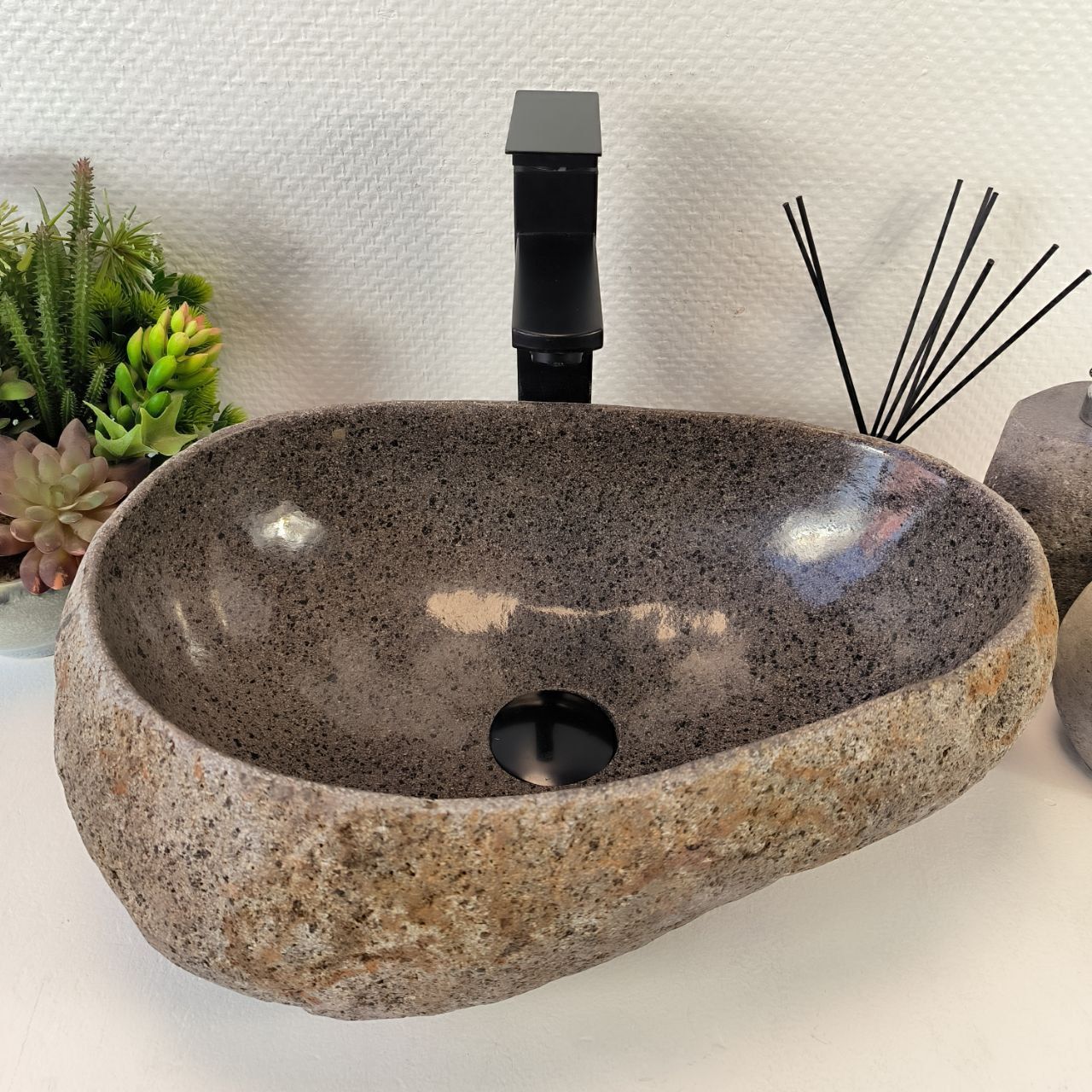 Раковина из речного камня RS-65377 45*31*15 из натурального камня