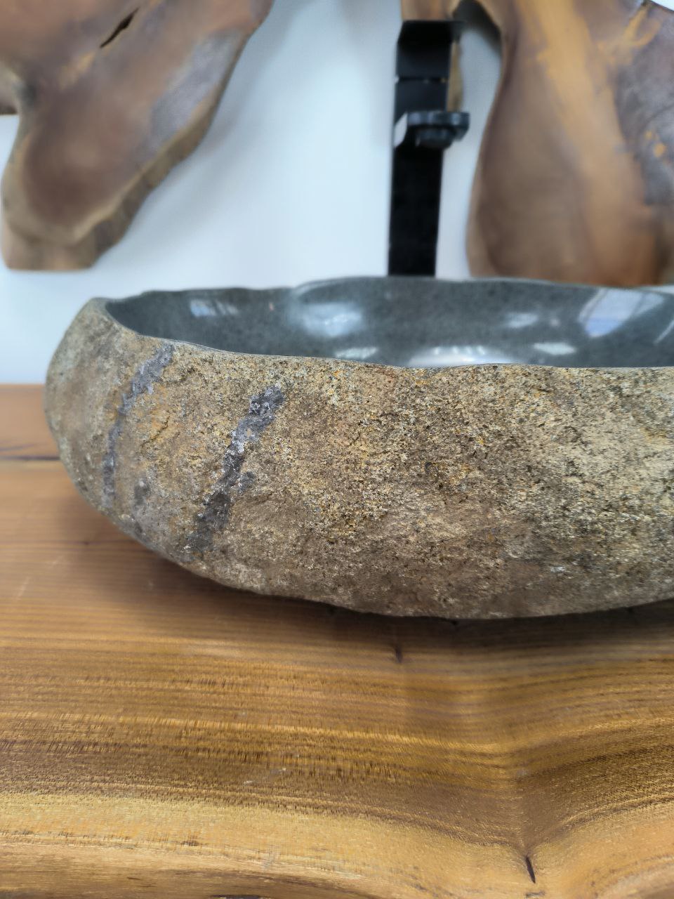 6e56b796-ce15-4f73-bff3-240119433ec8