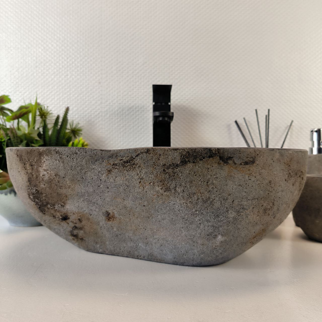 photo_2024-05-03_12-54-15