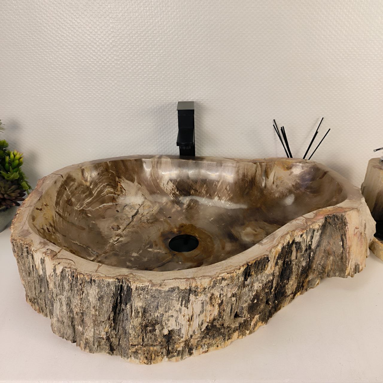 3tmuyxlrafhi4ar1vvbcclvbv0snaan7