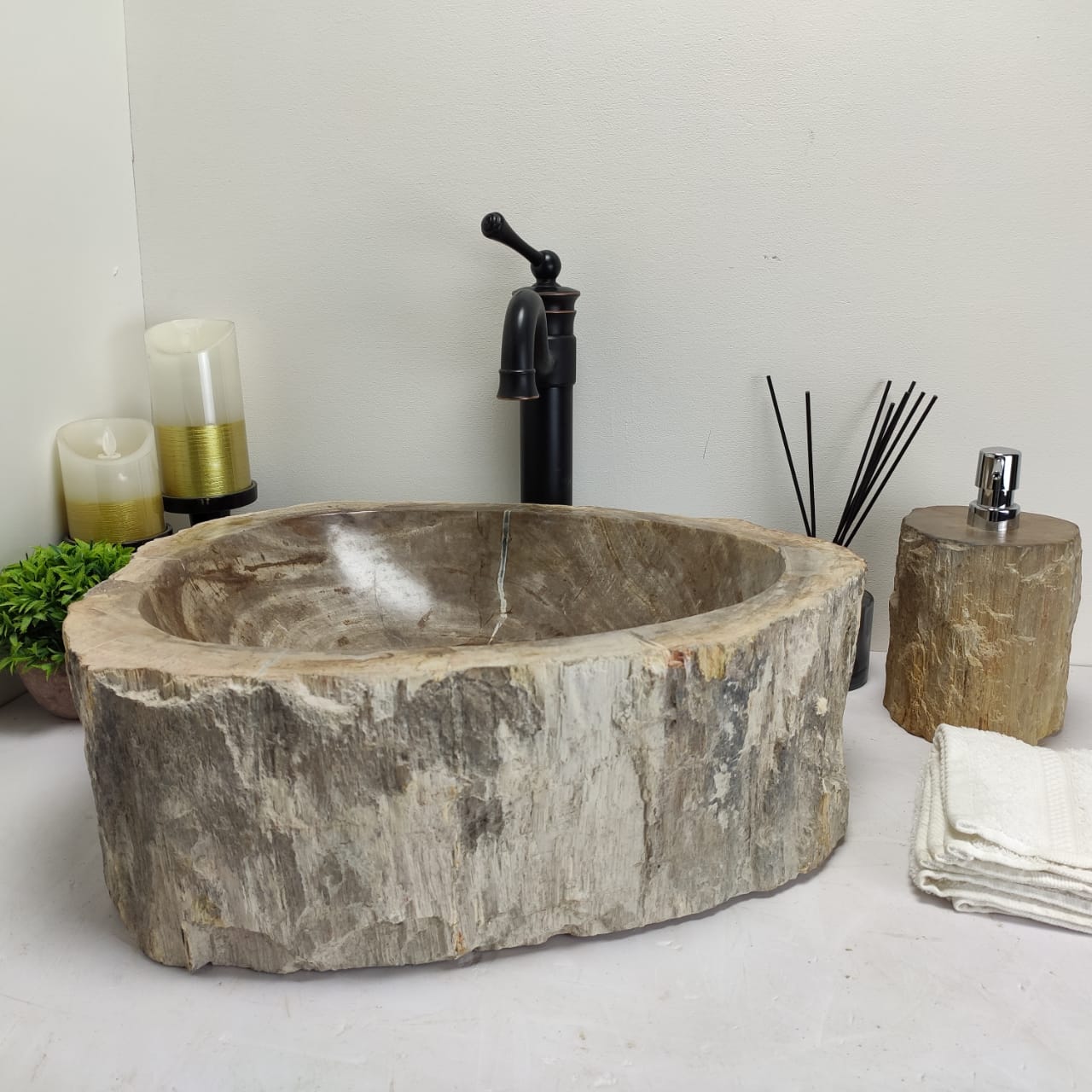 adba01445198fc54bf4993f5a73dd29b