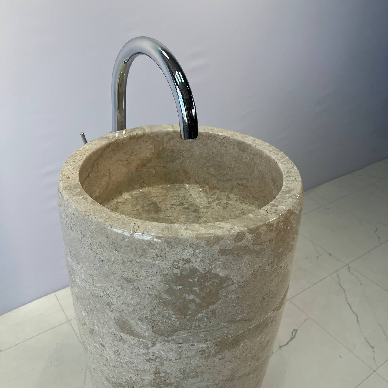 Раковина напольная из мрамора Round Midle Cream MN-67055 45*45*90