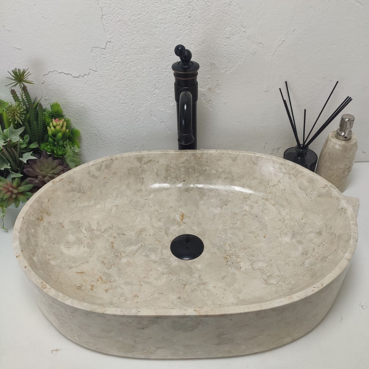 Раковина из мрамора Oval Cream Big OM-61548 60*40*13 из натурального камня