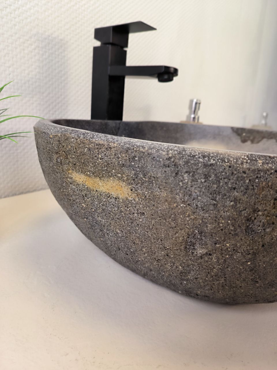 Раковина из речного камня RS-65988 43х40х15 из натурального камня