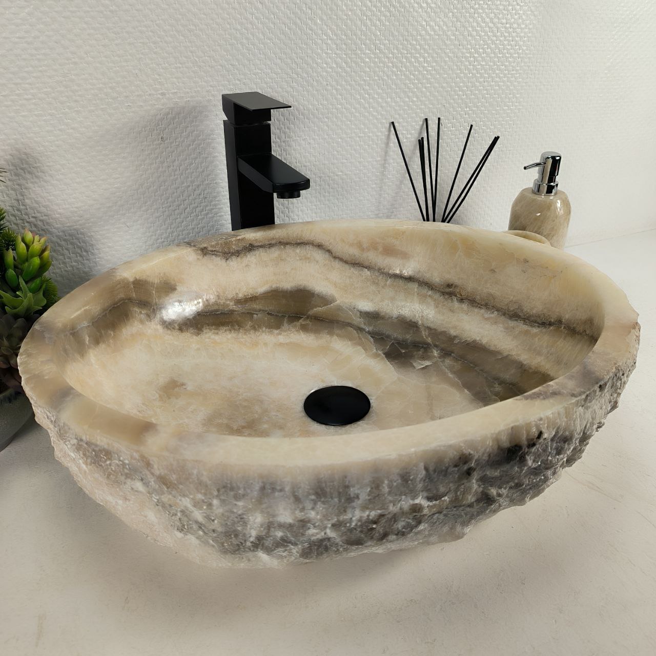 0x10nkwo52hco1tuzluhtgofk3virmtv