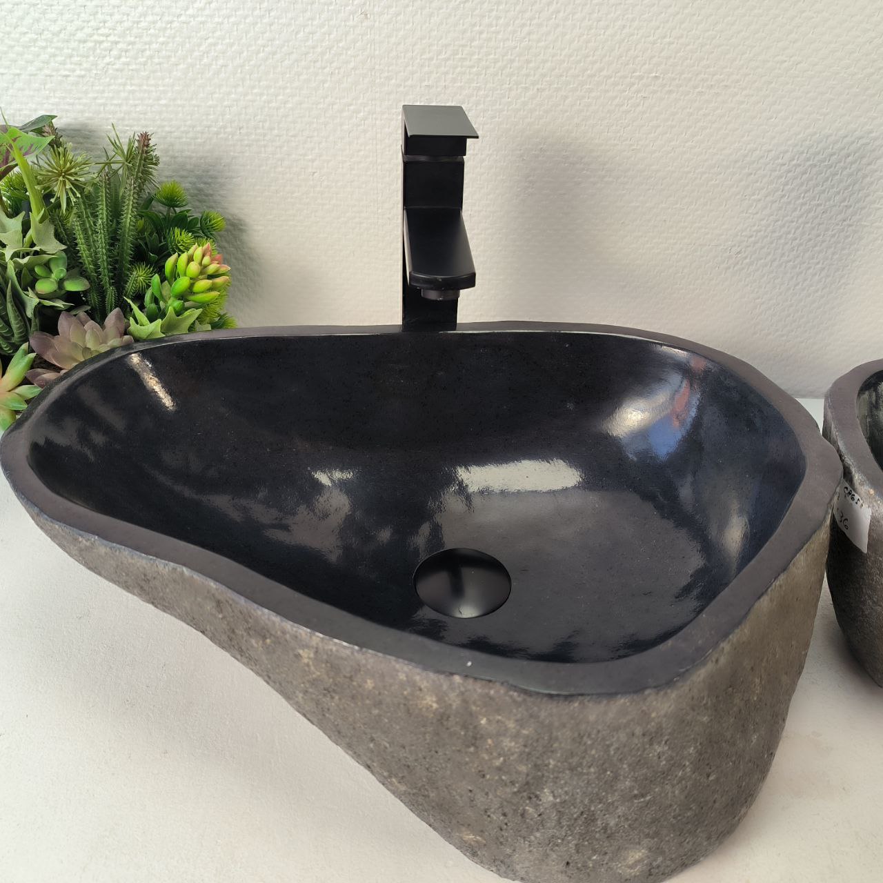 kbg1l8xf02pcqmdvyonr86f0gjojcrva