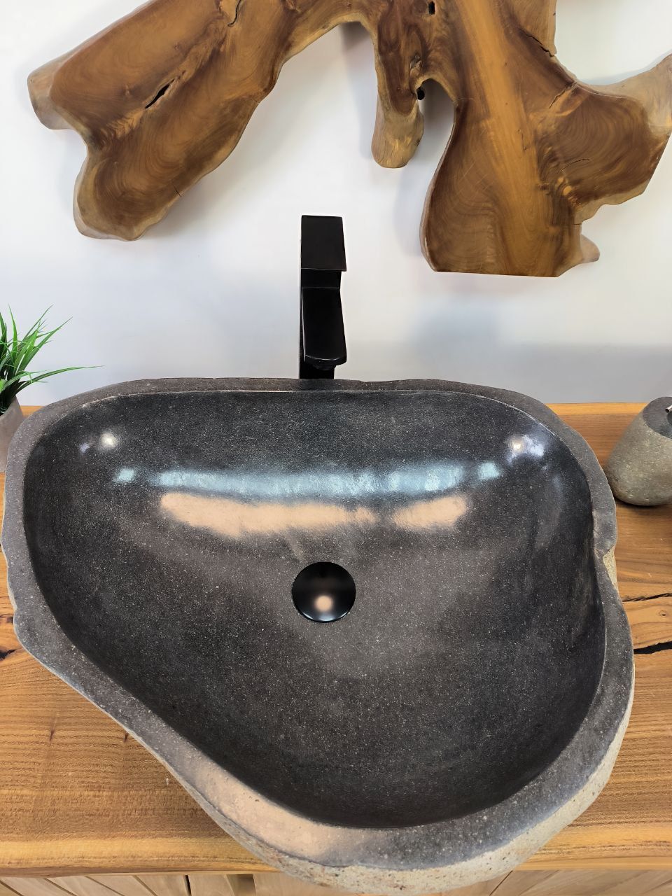 Раковина из речного камня RS-65819 58х47х15 из натурального камня
