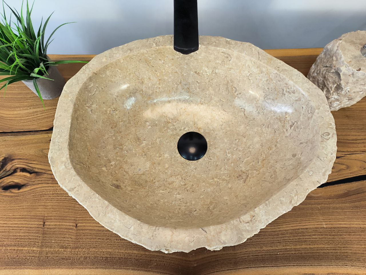 photo_2025-05-15_12-08-26