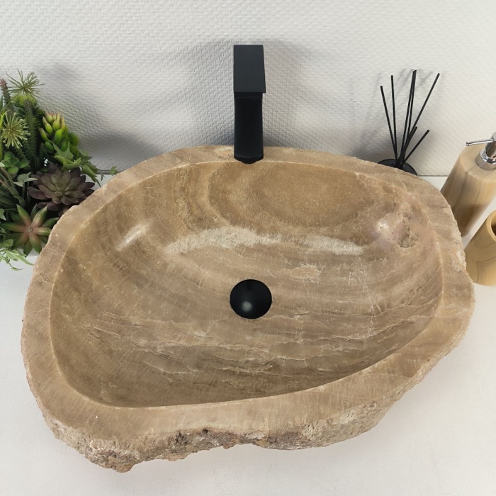 1cu7bt8yeug5u5evnqtbtwxf8mrlj00i