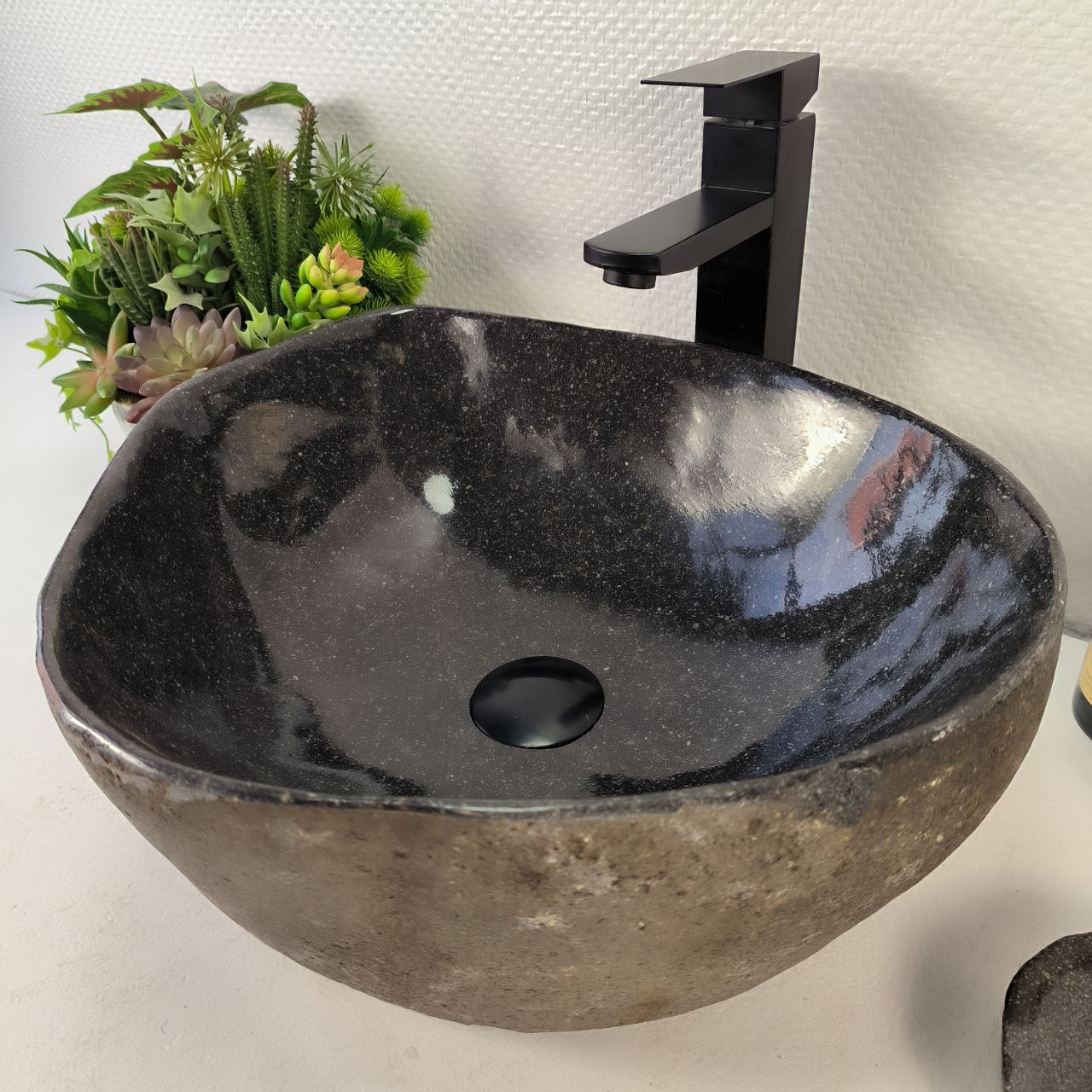 8rmry017r77m4bo3hbef362iwn3m93k2