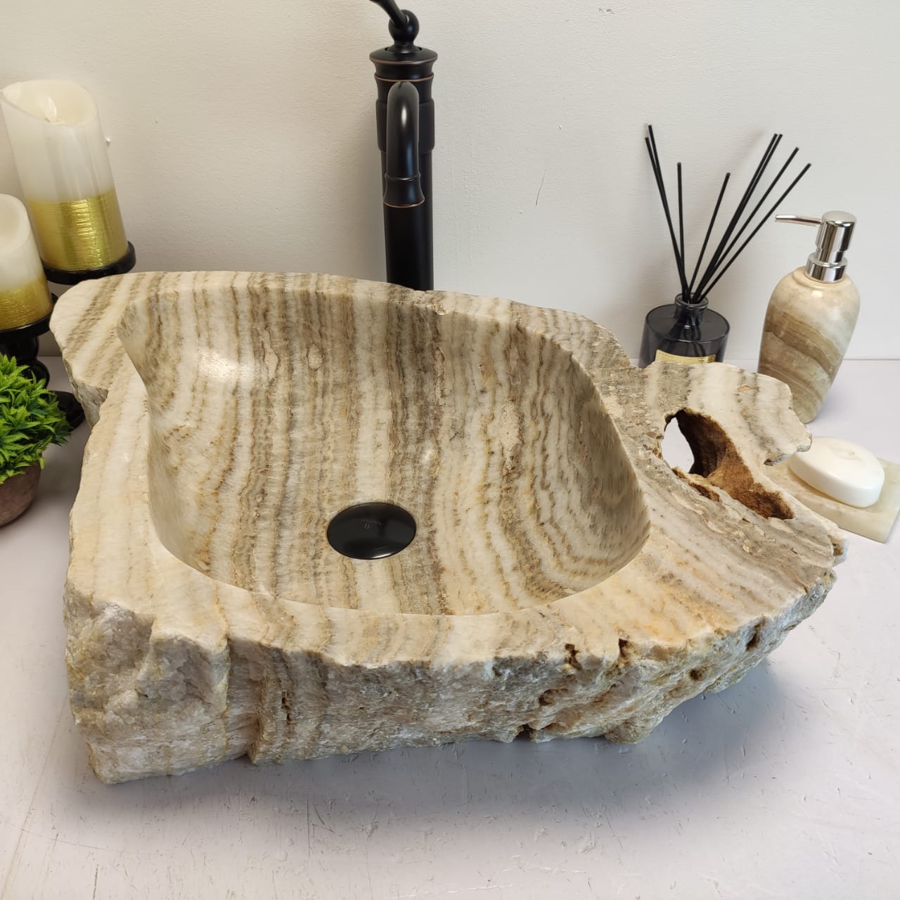 dfabecaf4dd8c49e4addcb6805f95273