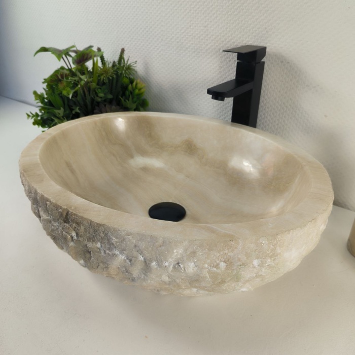 gq022ombfvuc3oddw2l7rvujhzb0mv2e