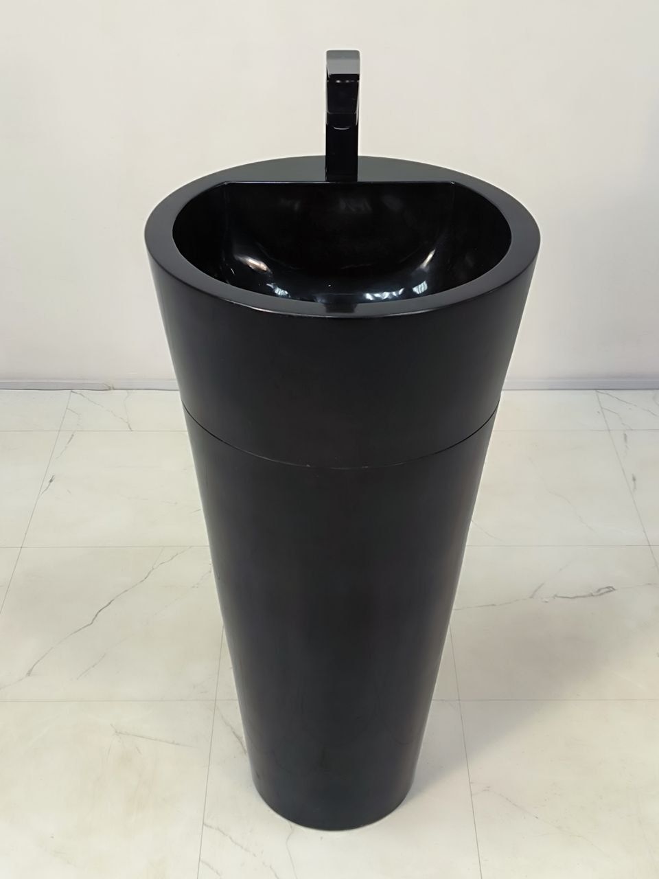 Раковина напольная из мрамора Black MN-61363 (45*45*90)