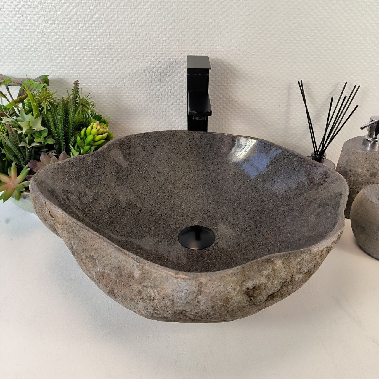 photo_2024-05-03_09-46-19