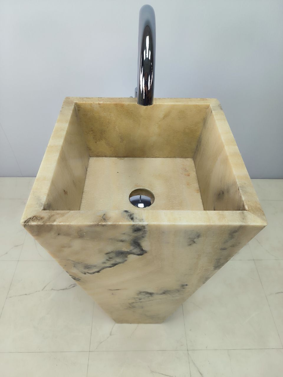 7cb5617b-b211-440f-86dd-8886f5fae612