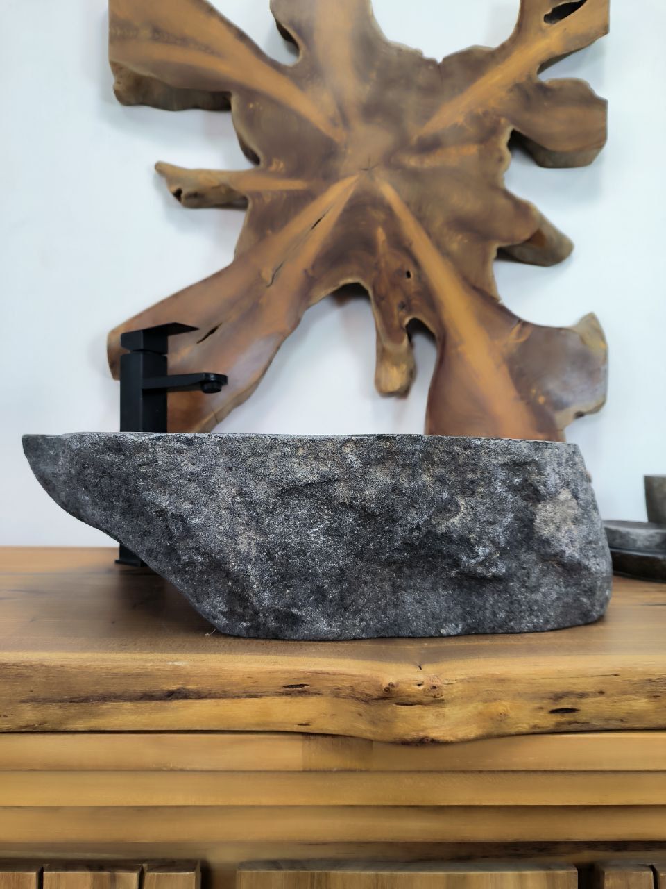 Раковина из речного камня RS-66321 52х46х15 из натурального камня