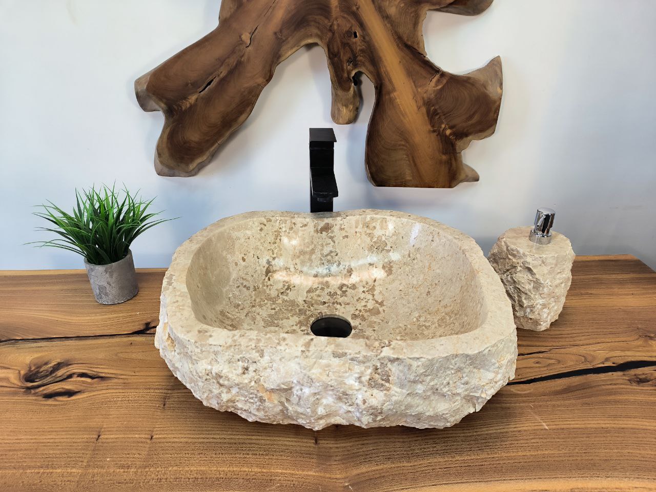 photo_2025-05-15_10-02-22