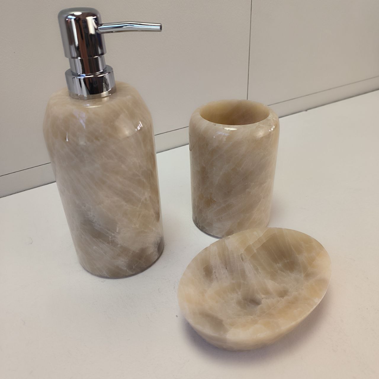 xpt3e1v65pwbe24voktutwb1nnh52lc9